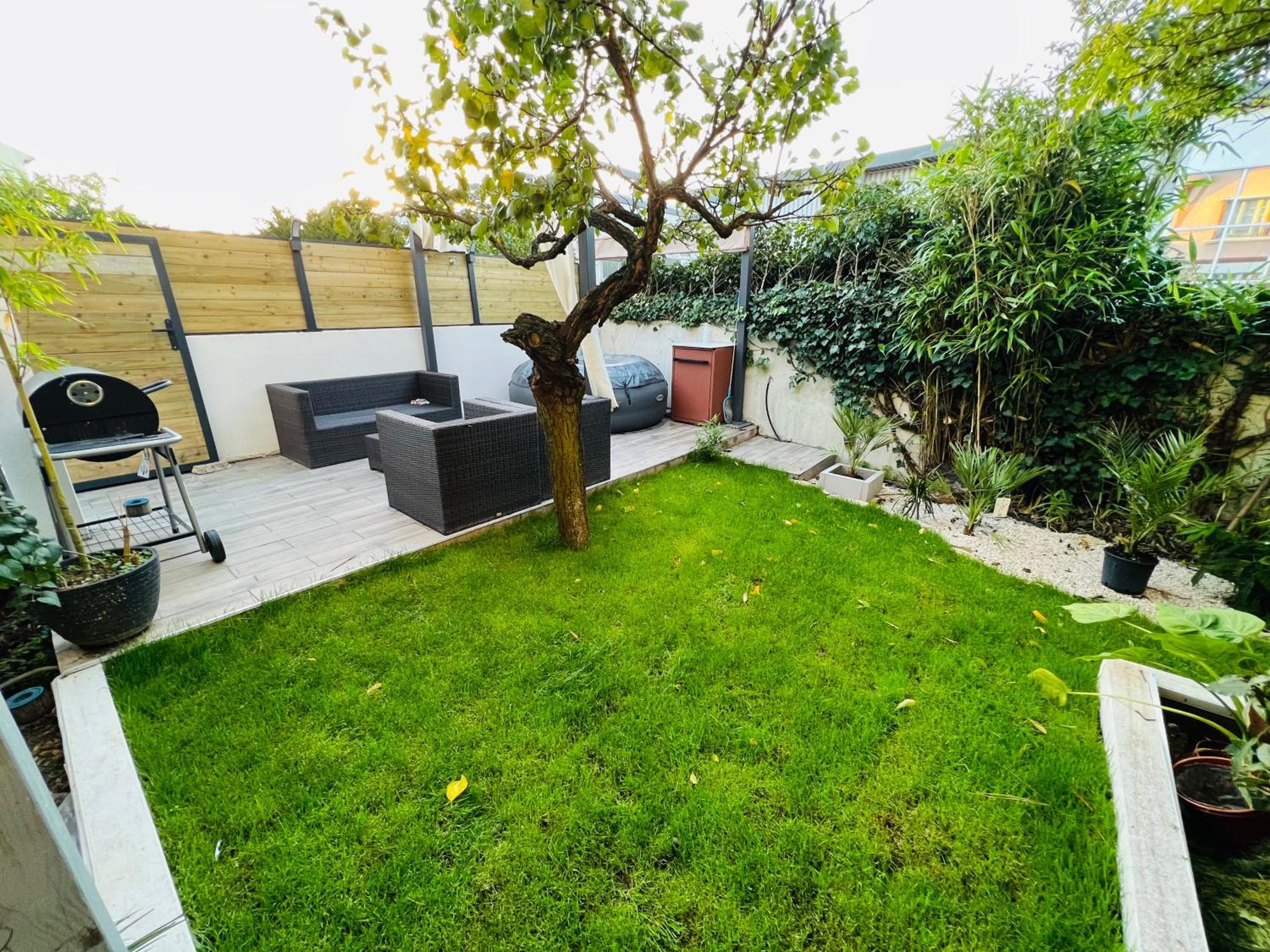 Ris-Orangis Superbe Appartement Avec Jardin Et Parking Prive מראה חיצוני תמונה
