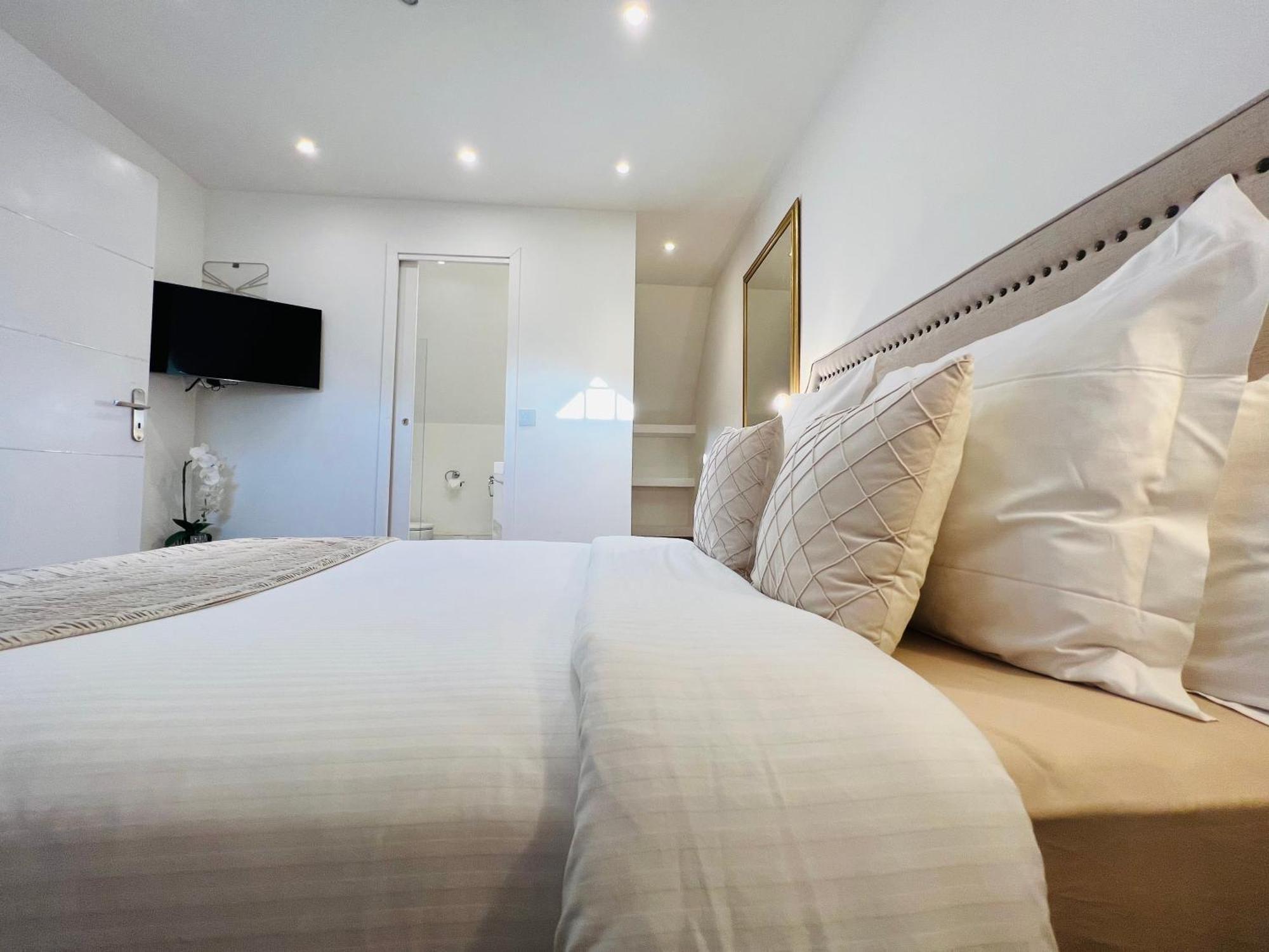 Ris-Orangis Superbe Appartement Avec Jardin Et Parking Prive מראה חיצוני תמונה