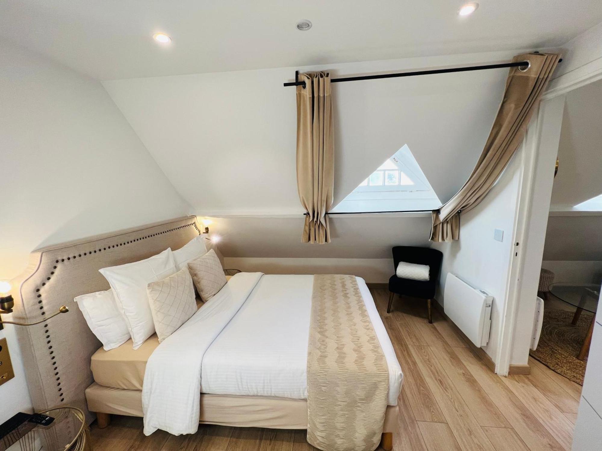 Ris-Orangis Superbe Appartement Avec Jardin Et Parking Prive מראה חיצוני תמונה